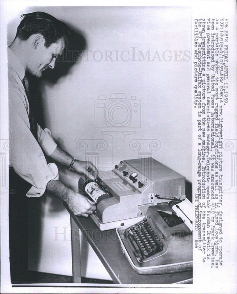 1959 Press Photo A picture of a new lightweight picture transmitter. - Historic Images