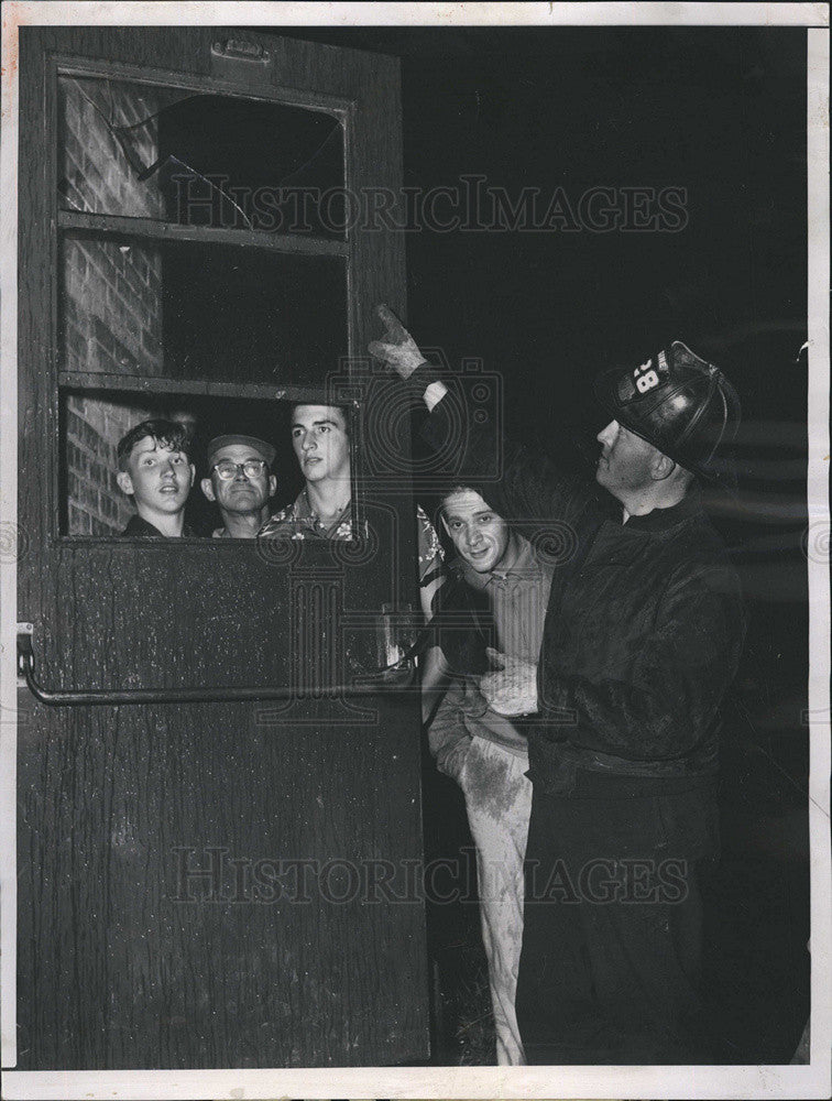 1953 Press Photo Fireman Herman Bragdon Broken Glass Explosion Scene - Historic Images