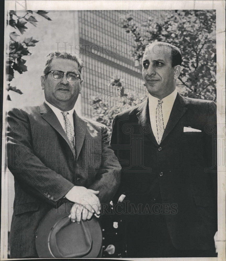 1960 Press Photo Oliver Powers,left,father of U2 pilot,Francis,with Sol Cury - Historic Images