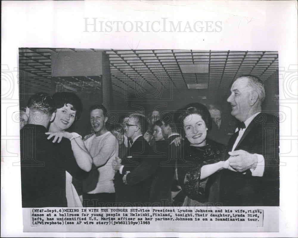 1963 Press Photo Lyndon Johnson and Wife - Historic Images