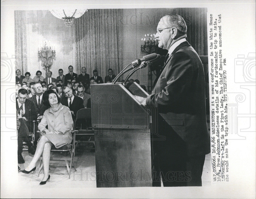 1966 Press Photo President Johnson During White House New Conference - Historic Images