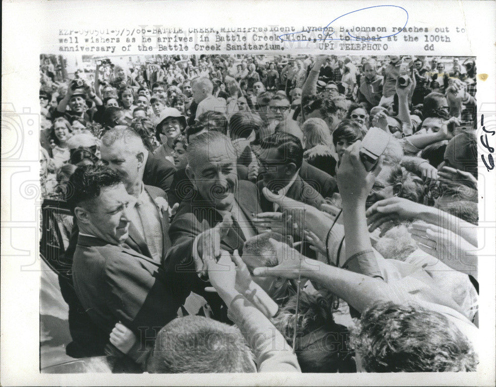 1966 Press Photo President Johnson - Historic Images