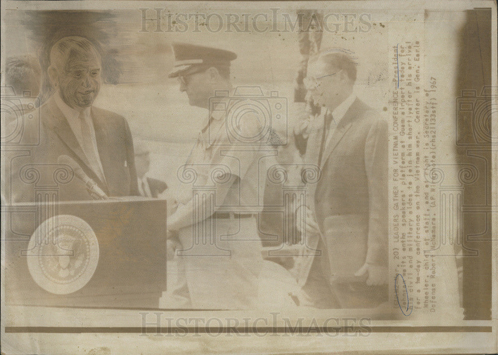 1967 Press Photo President Johnson - Historic Images