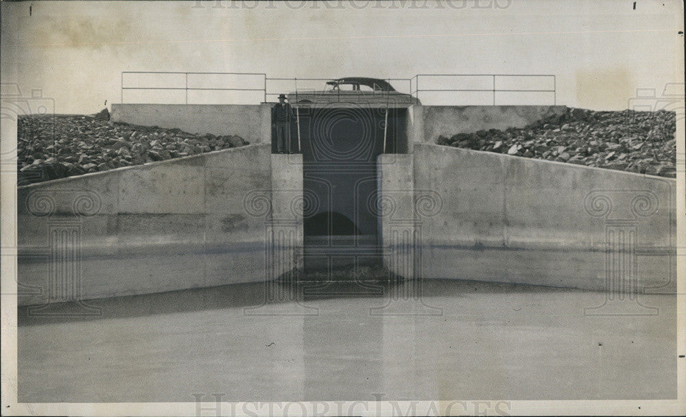 1950 Press Photo Denver Concrete Pipe Irrigation - Historic Images