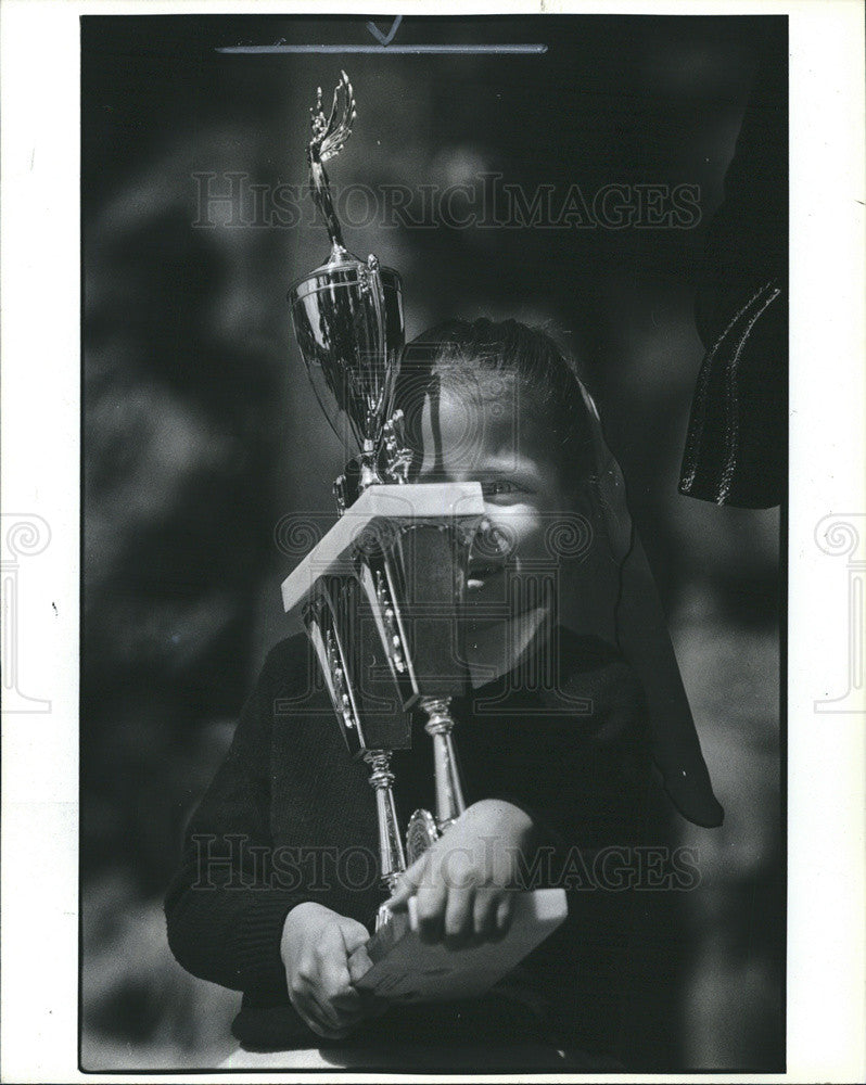 1980 Press Photo Sandy Koty, 7, Wins 2nd Place in Fab 50&#39;s Dance - Historic Images