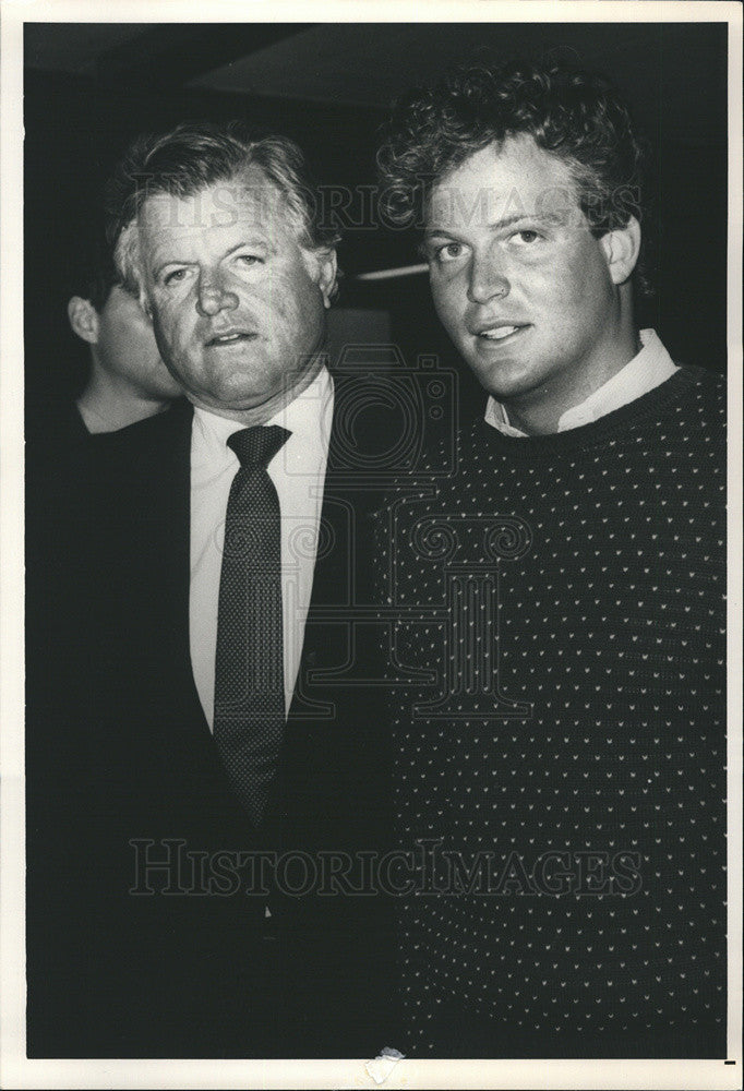 1988 Press Photo Sen Edward Kennedy &amp; his Son Ted Jr - Historic Images