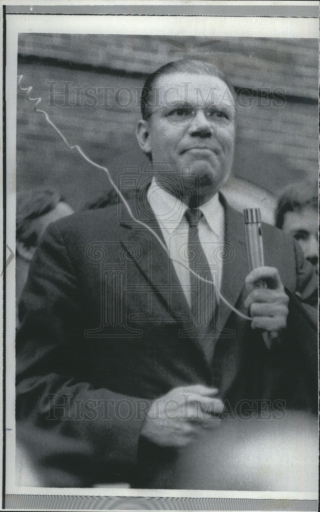 1966 Press Photo Defense Sec McNamara - Historic Images