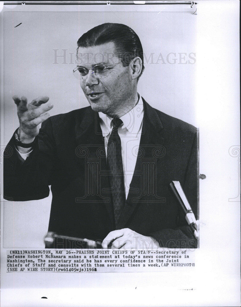 1961 Press Photo Defense Sec Robert McNamara - Historic Images