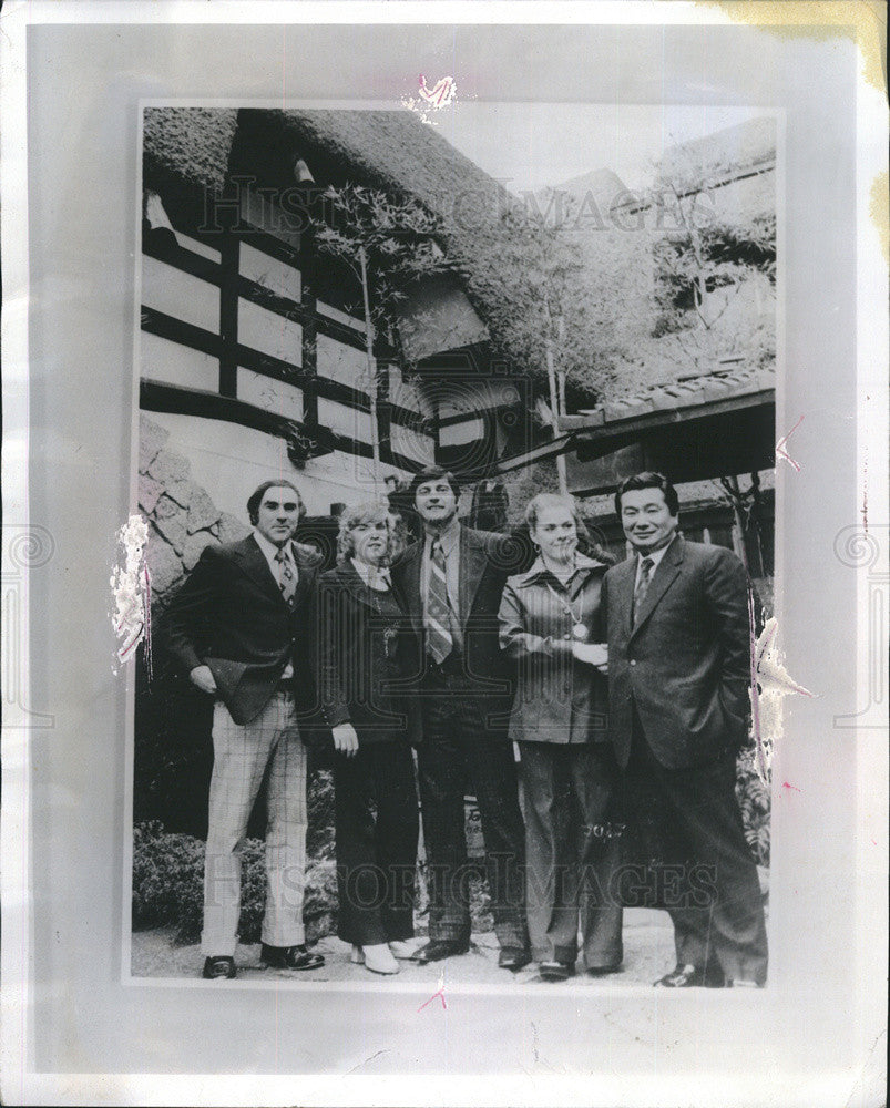 Press Photo of world traveler Bob Woolf in Japan - Historic Images