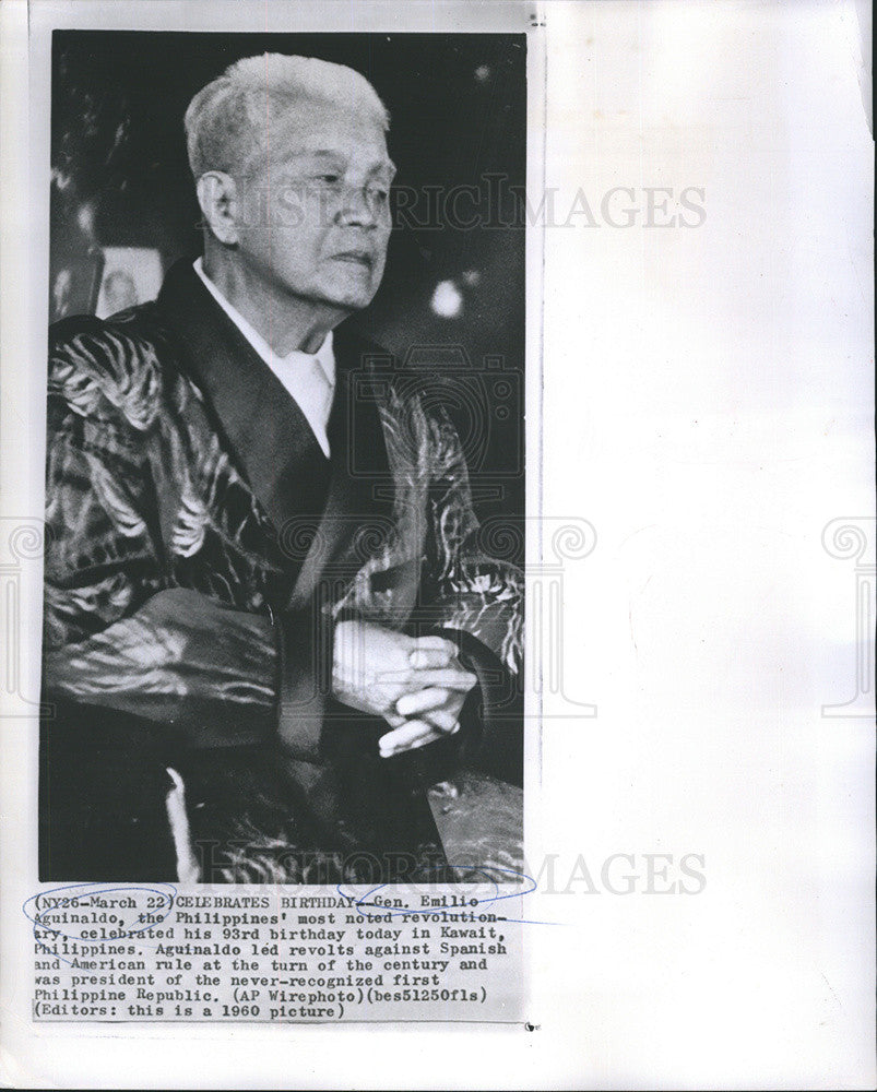 1960 Press Photo Gen. Emilio Aguinaldo Philippine Revolutionary Birthday Kawait - Historic Images