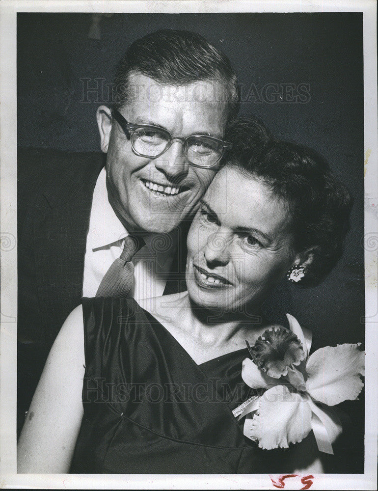 1957 Press Photo Mr Mrs Charles H Foulks Havana Holiday Bowl Name Contest - Historic Images