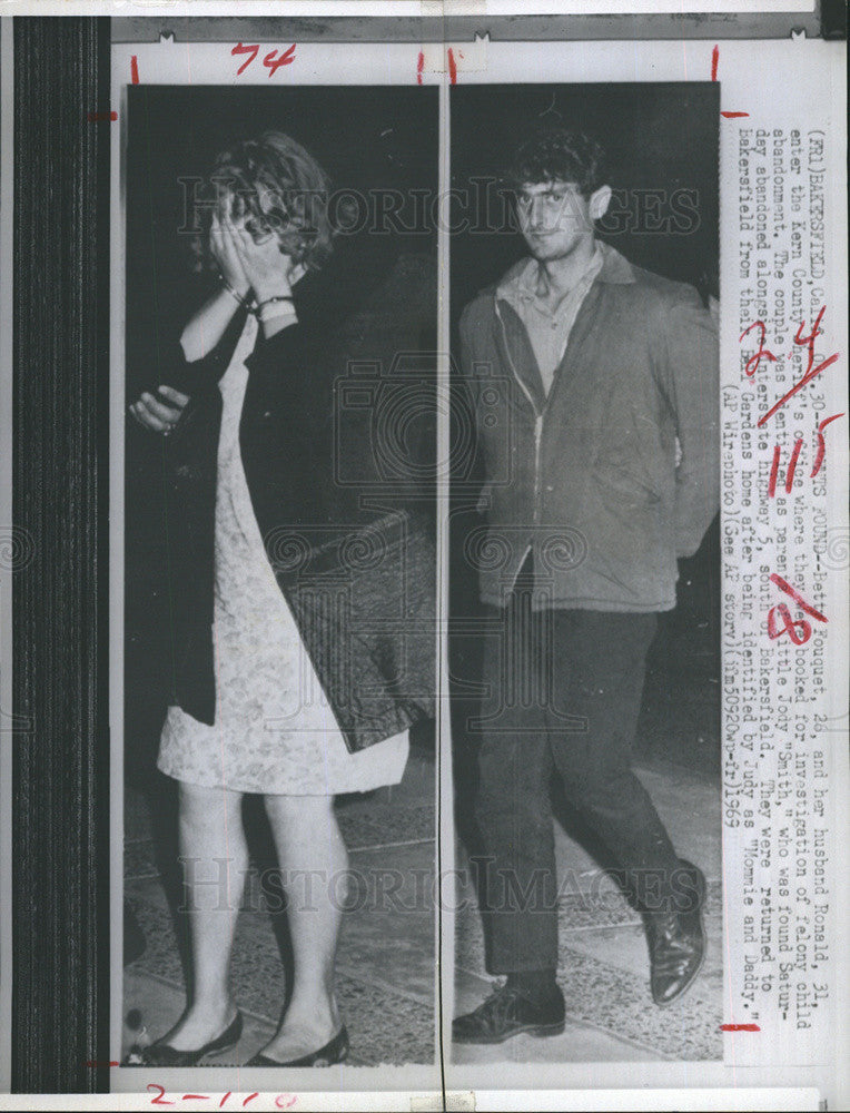 1969 Press Photo Ronald Fouquet and wife Betty arrested for child abandonment - Historic Images