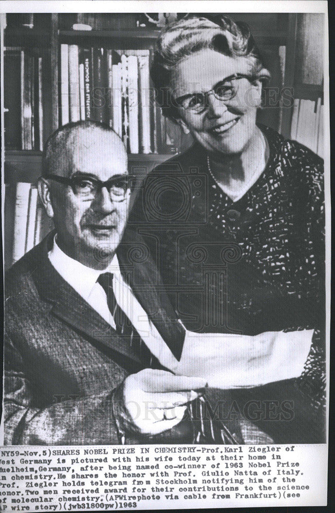 1963 Press Photo Pro karl Ziegler and wife , winner of Nobel Prize for chemistry - Historic Images