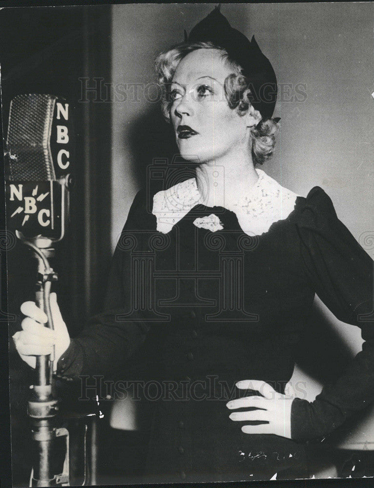 1935 Press Photo Marion Davies - Historic Images