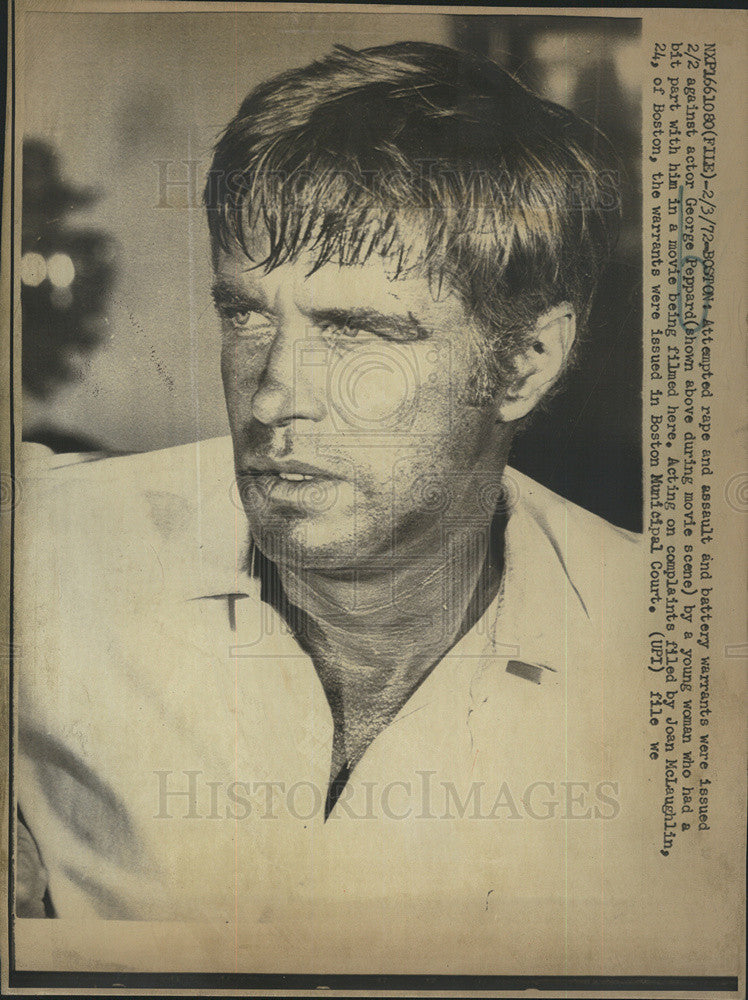 1972 Press Photo George Peppard Accused Assault Rape - Historic Images