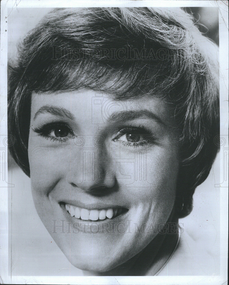 1974 Press Photo Actress./singer Julie Andrews - Historic Images