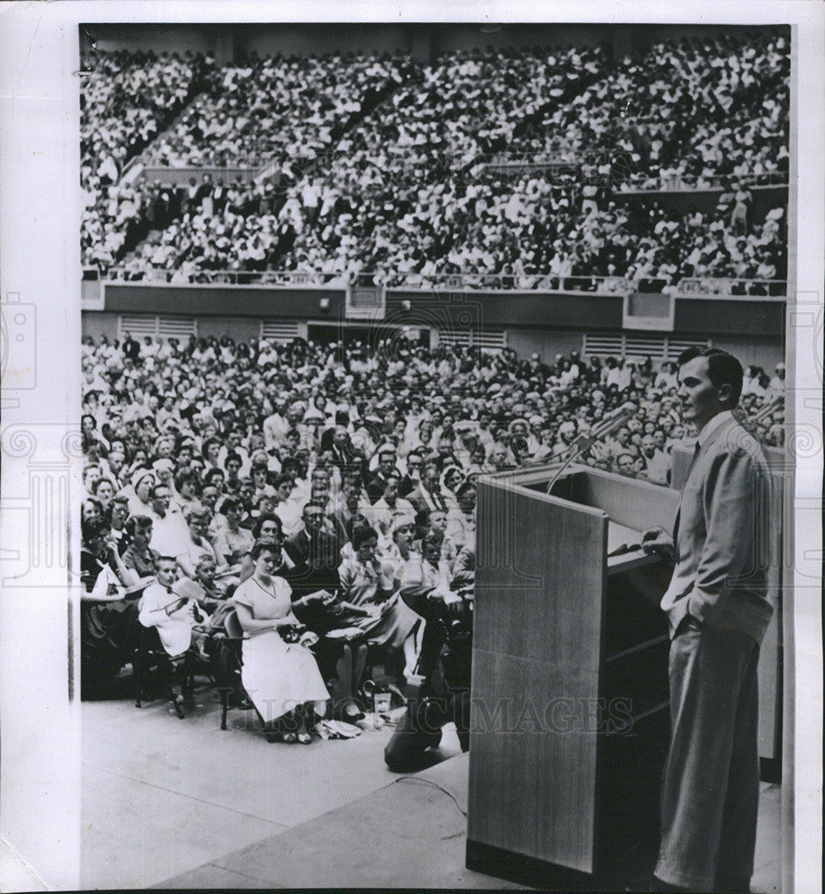 1958 Press Photo Singer Pat Boone at Youth rally - Historic Images