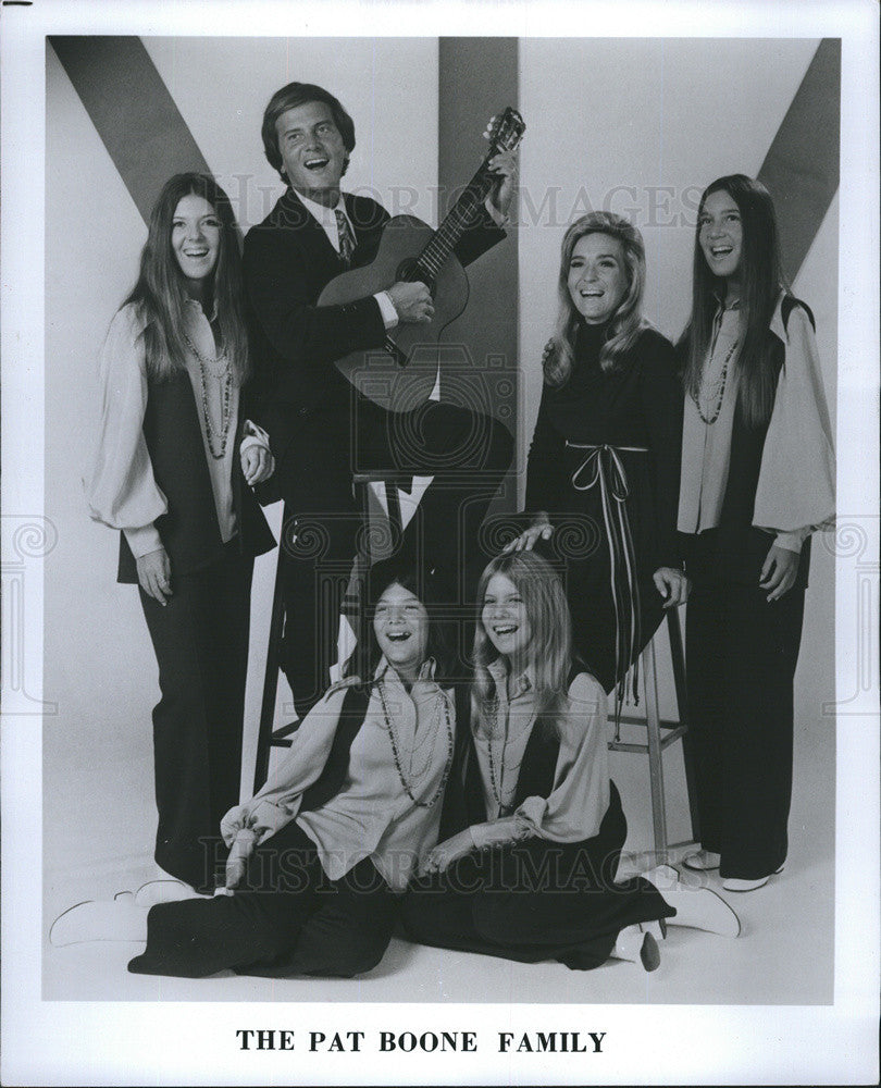 1974 Press Photo The Pat Boone Family - Historic Images