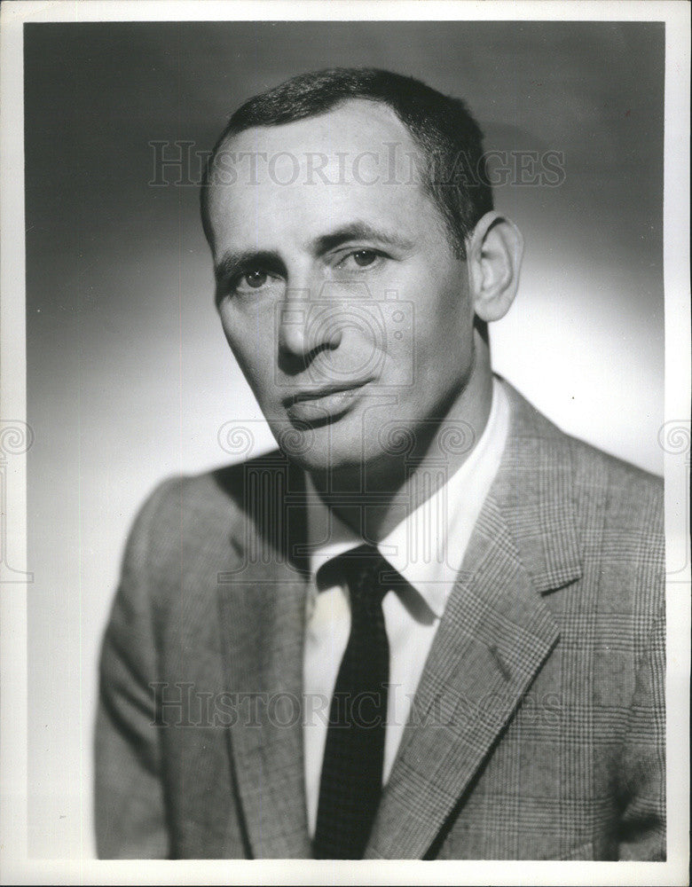 Press Photo Entertainer Joey Bishop - Historic Images