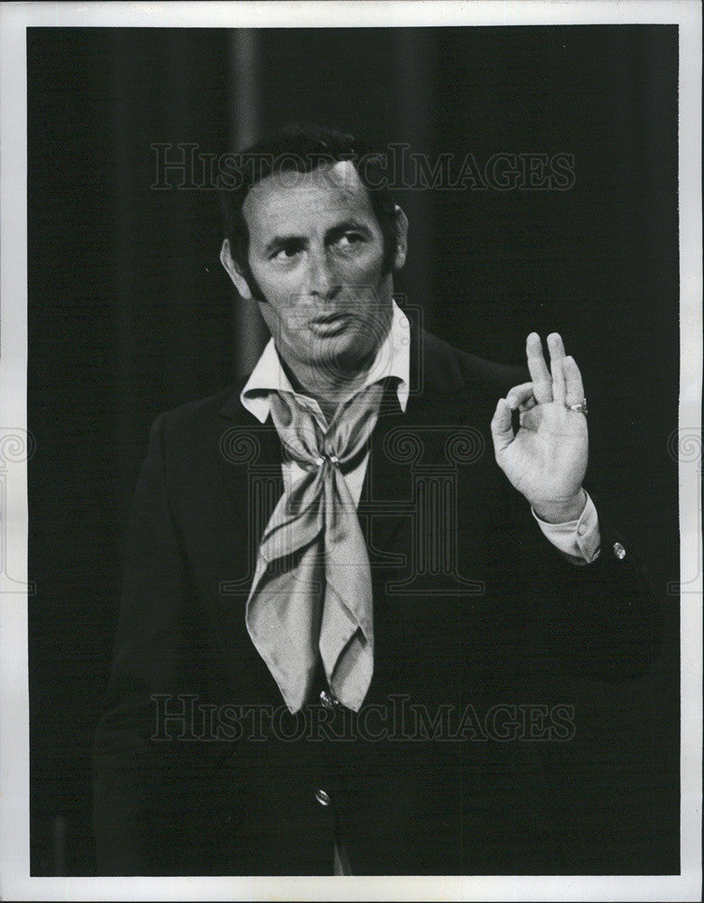 1969 Press Photo Joey BIshop - Historic Images