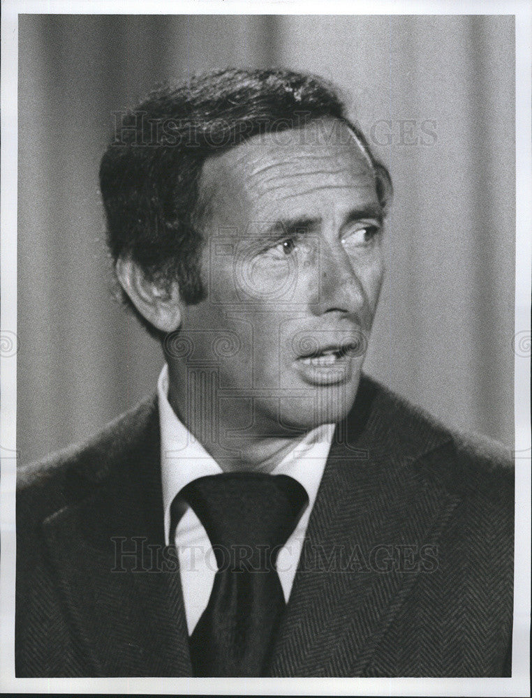 1972 Press Photo Joey Bishop - Historic Images