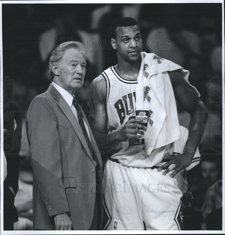 1992 Press Photo BULLS John Bach And Scott Williams At NBA Finals - Historic Images