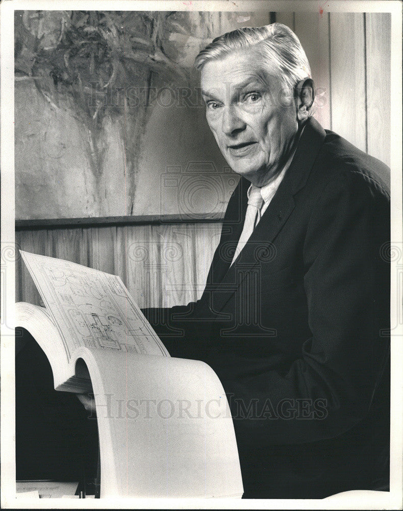 1986 Press Photo Walter Netsch Chicago Park District Office - Historic Images