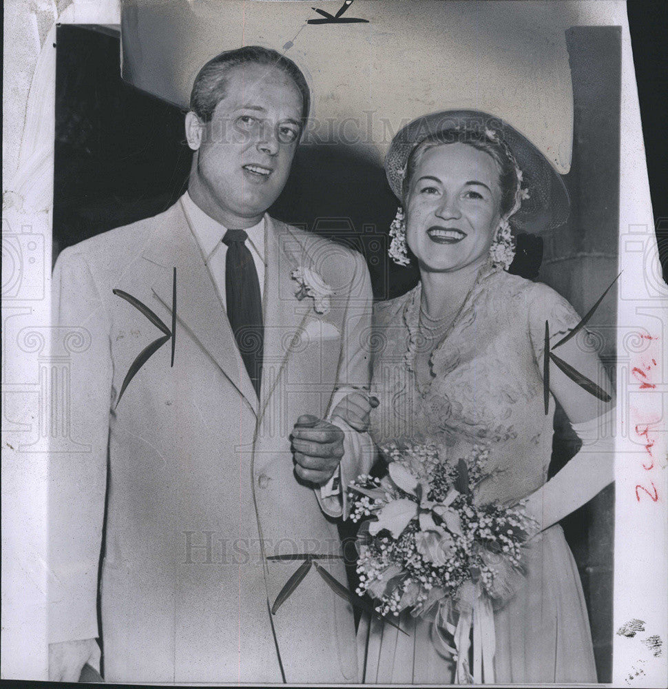 1951 Press Photo Singer Dorothy Kirsten Dr. Eugene Chapman - Historic Images