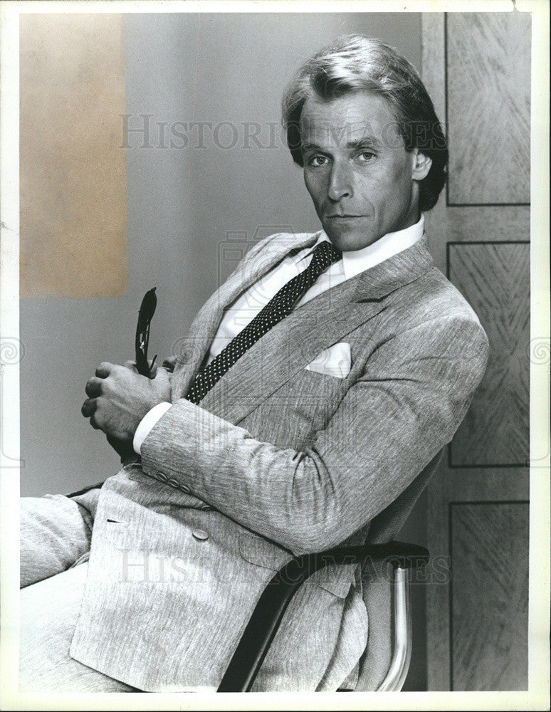 1986 Press Photo Corbin Bernsen  in L.A. Law. - Historic Images