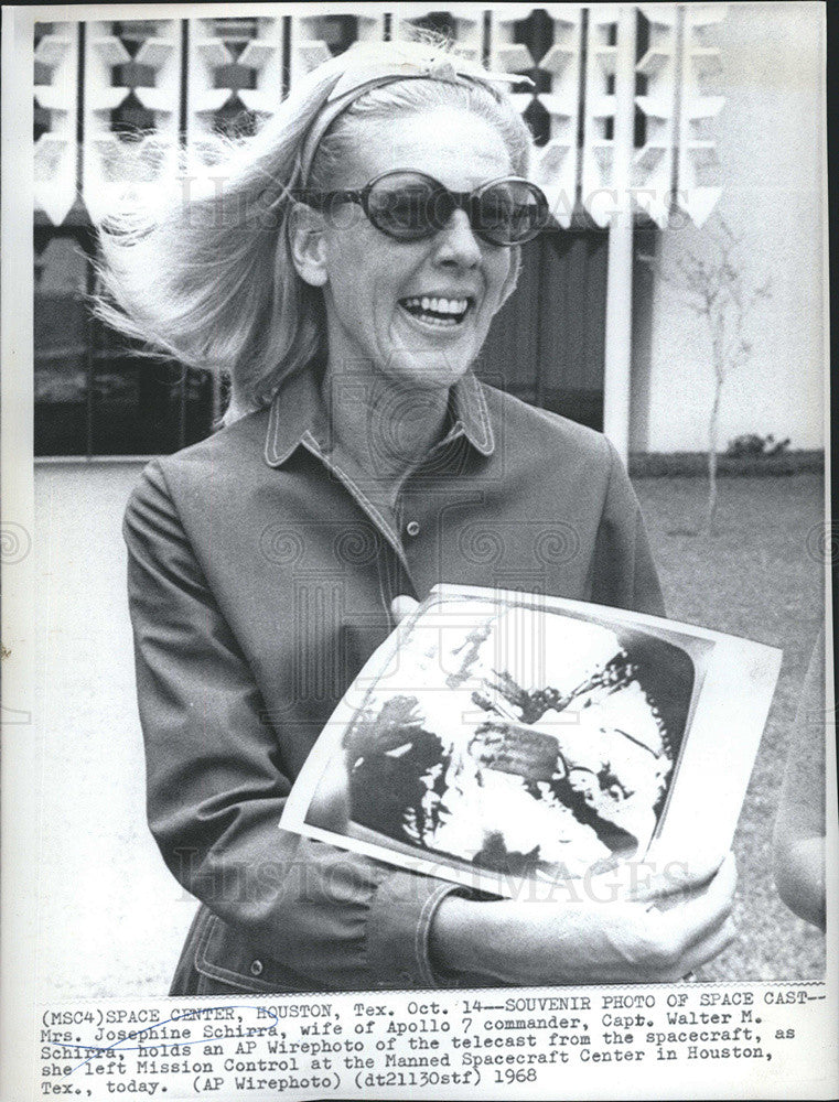 1968 Press Photo Mrs. Josephine Schirra wife of astronaut Capt. Walter Schirra. - Historic Images