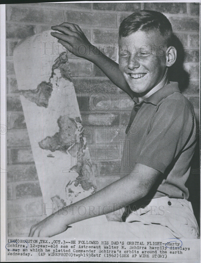 1962 Press Photo Marty Schirra Son Of Astronaut Wally Schirra, Follows Flight - Historic Images