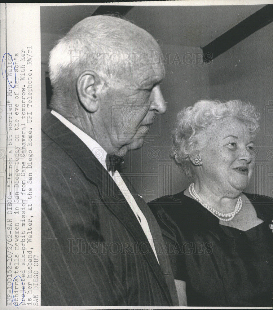 1962 Press Photo Mr. And Mrs. Walter Schirra, Parents Of Astronaut Wally Schirra - Historic Images