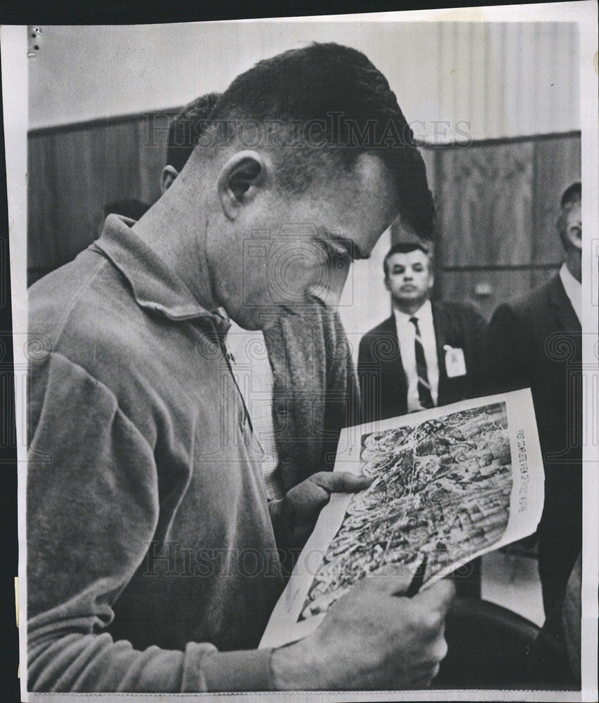 1965 Press Photo Astronaut John W Young - Historic Images