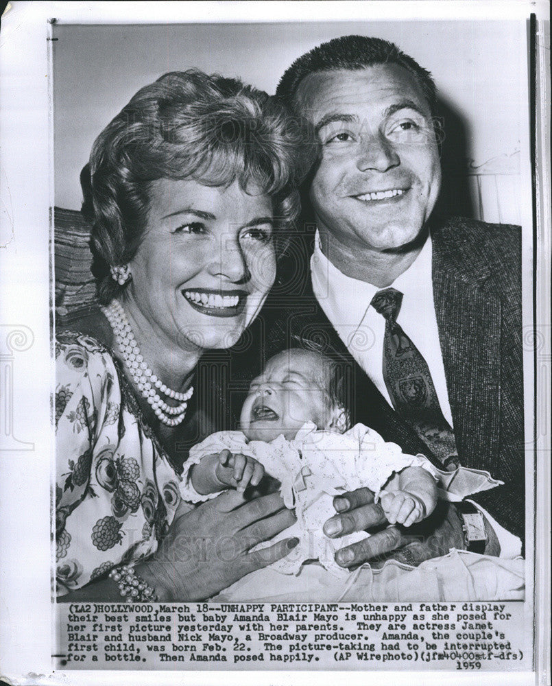 1959 Press Photo Actress janet Blair and husband,producer Nick Mayo & new baby - Historic Images