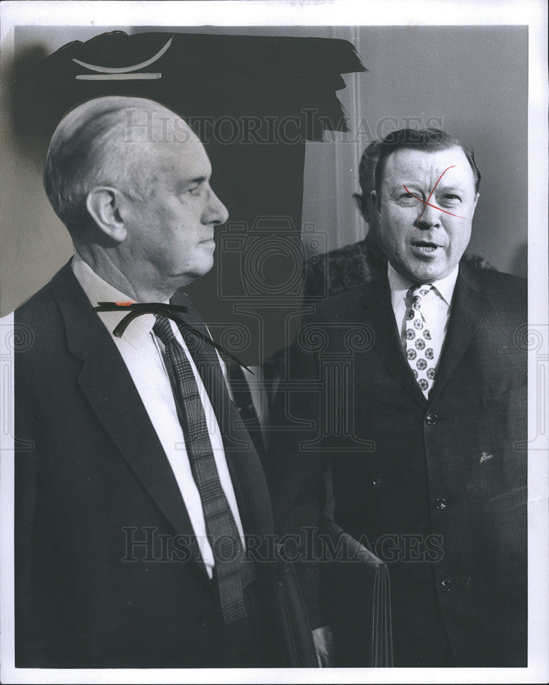 1961 Press Photo Norman Mathews and Walter Reuther - Historic Images