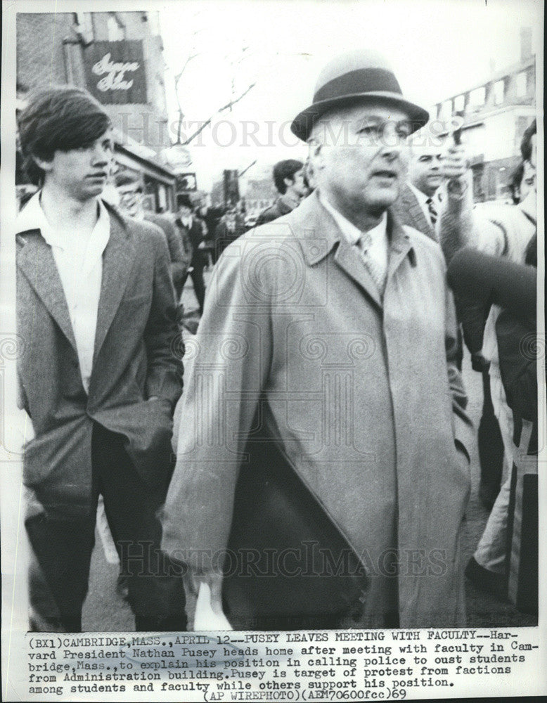 1969 Press Photo President Nathan Pusey of Harvard - Historic Images