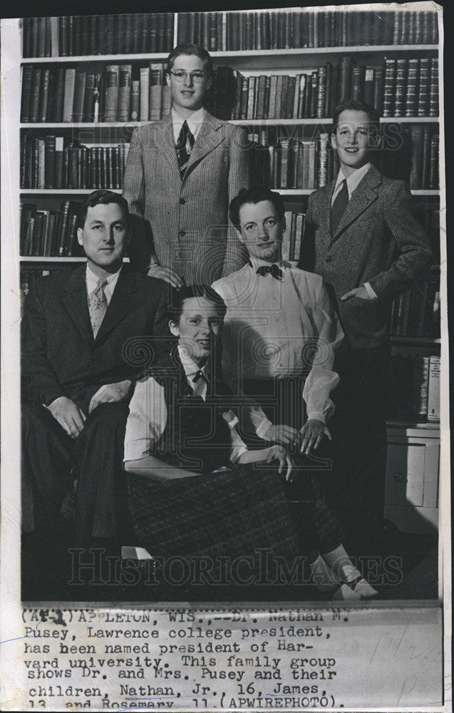 1953 Press Photo Dr. Nathan M. Pusey President Harvard University College Family - Historic Images