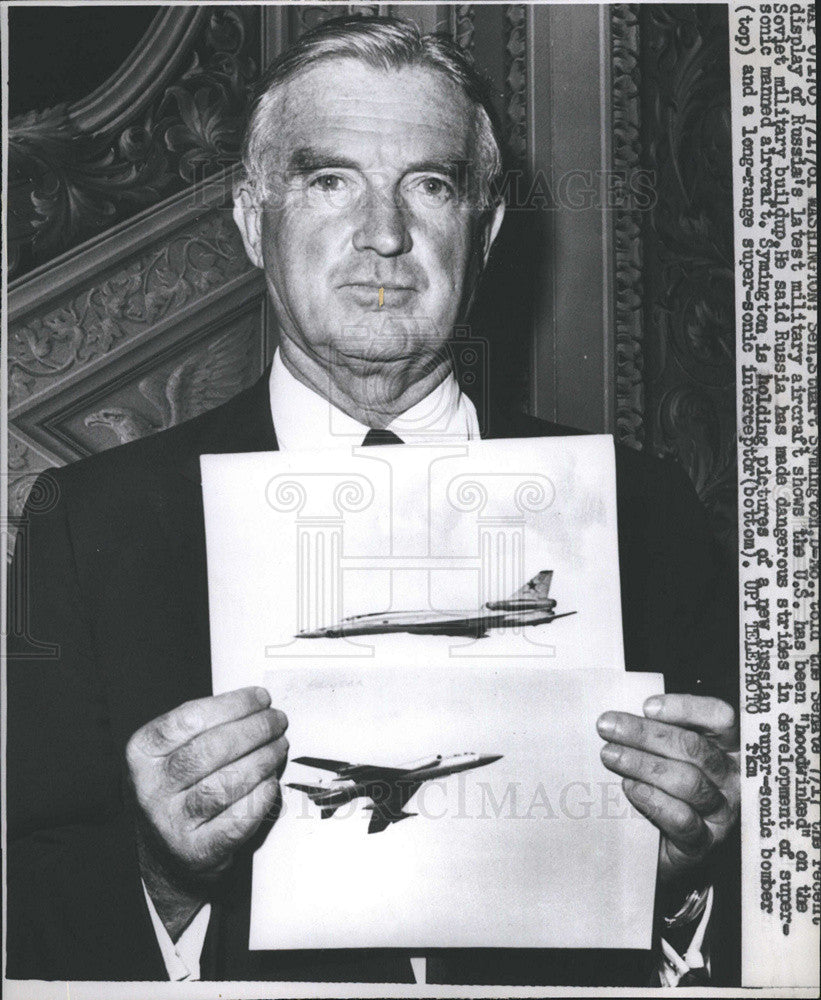 1961 Press Photo Senator Stuart Symington, Russian Bomber - Historic Images