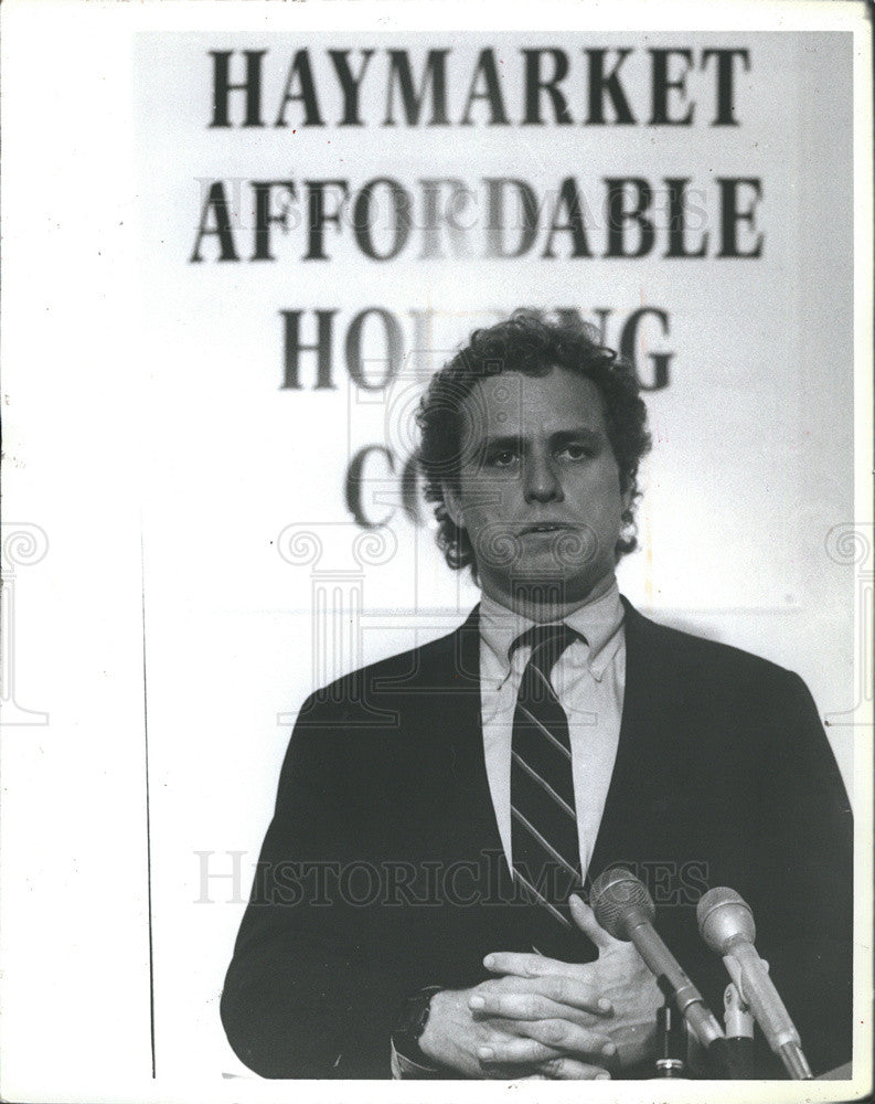 1990 Press Photo Joe Kennedy, Douglas Park Community Room Press Conference - Historic Images