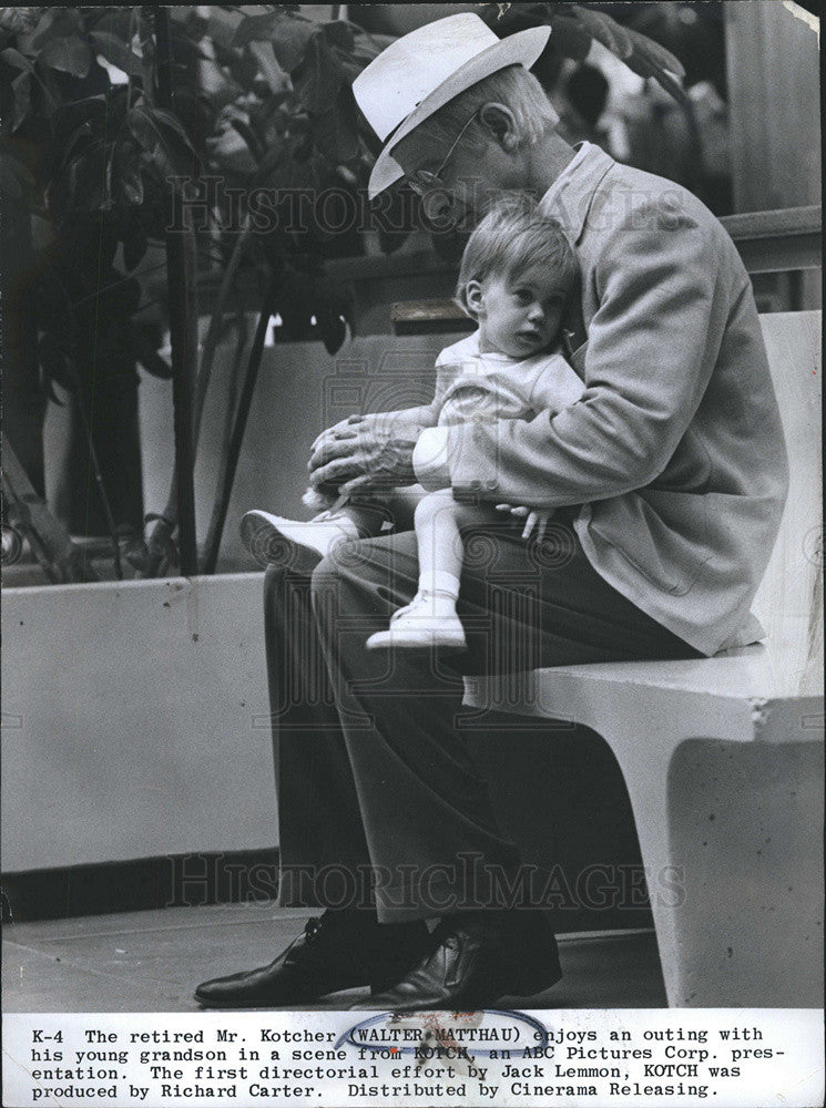 1971 Press Photo Walter Matthau Actor Scene Kotch American Comedy Film Movie - Historic Images