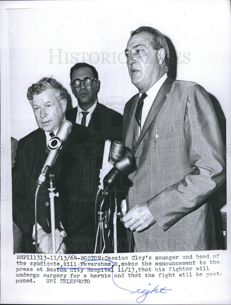 1964 Press Photo Bill Faversham Pro Boxer Cassius Clay Manager Press Conference - Historic Images