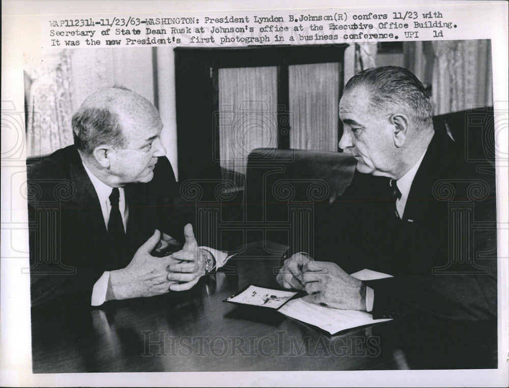 1963 Press Photo Pres.Johnson with Dean Rusk at Johnson&#39;s Office at the Executive office Building. - Historic Images