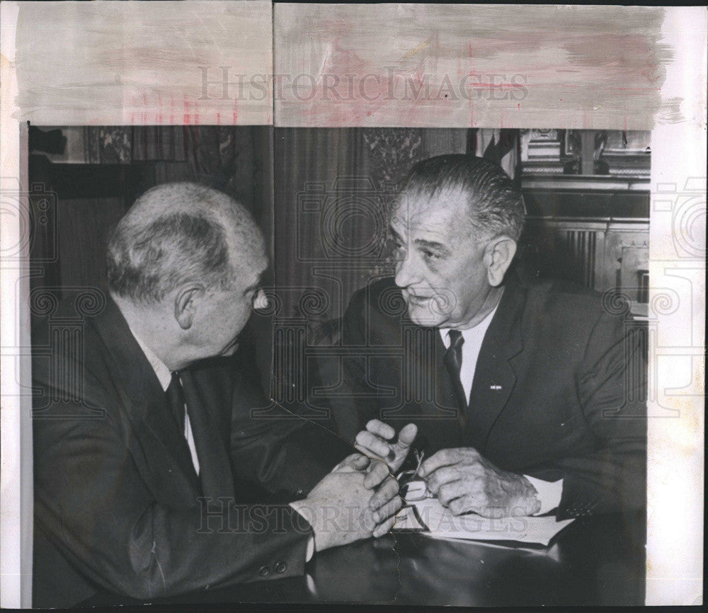 1963 Press Photo Pres. Johnson Holds First Session as Chief Executive - Historic Images