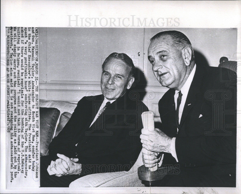 1963 Press Photo Lyndon B. Johnson and Gen. Maxwell Taylor - Historic Images