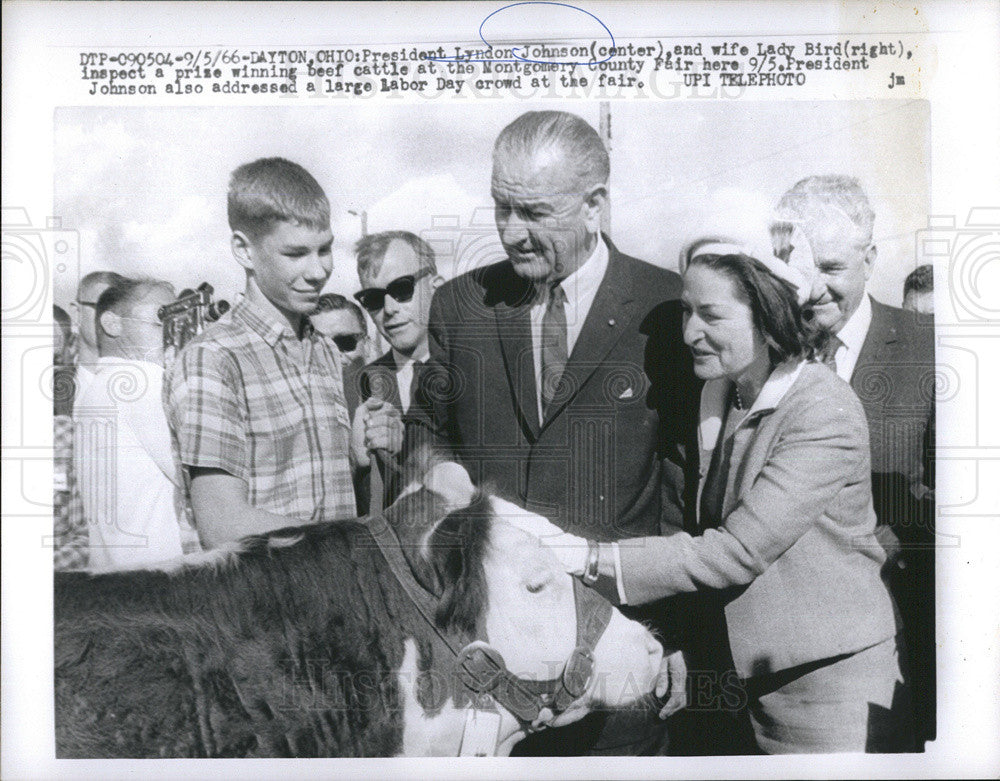 1966 Press Photo President Lyndon Johnson and his wife, Lady Bird - Historic Images