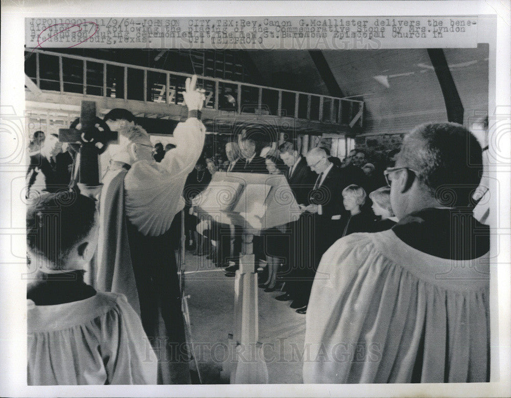 1964 Press Photo Rev. Canon G. McAllister benediction of Commemoretive Stone - Historic Images