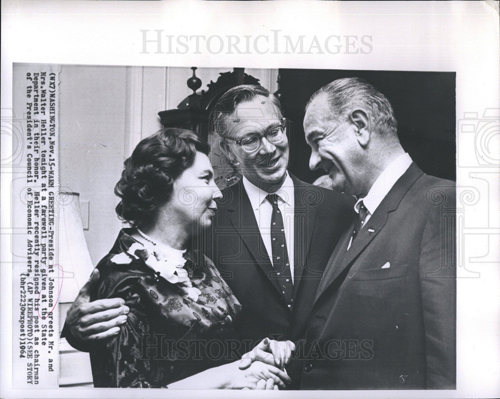 1964 Press Photo Pres.Johnson greets Mr.and Mrs.Walter Heller at farewell party. - Historic Images