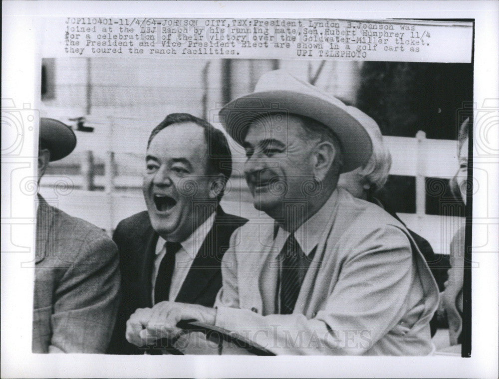 1964 Press Photo Pres.Johnson and Sen.Hubert Humprey at LBJ Ranch. - Historic Images