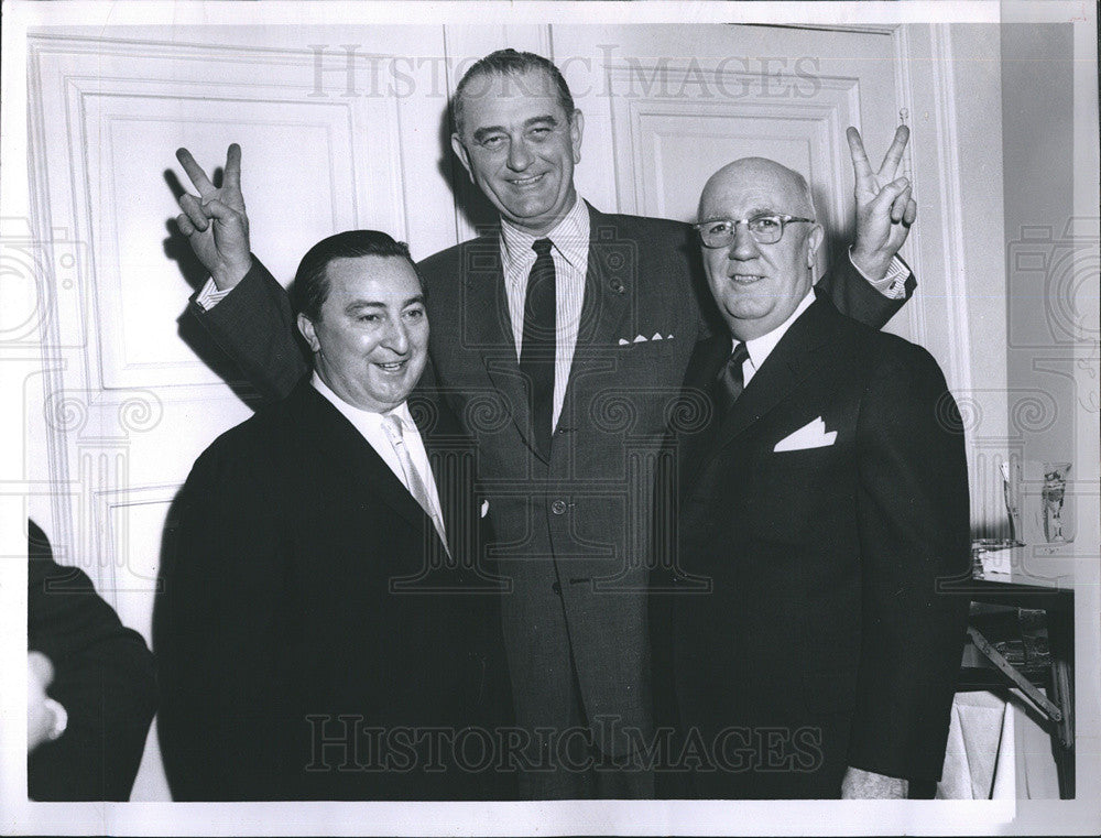 1963 Press Photo US Pres. Johnson and John Powers and Howaard W.Fitzpatrick - Historic Images