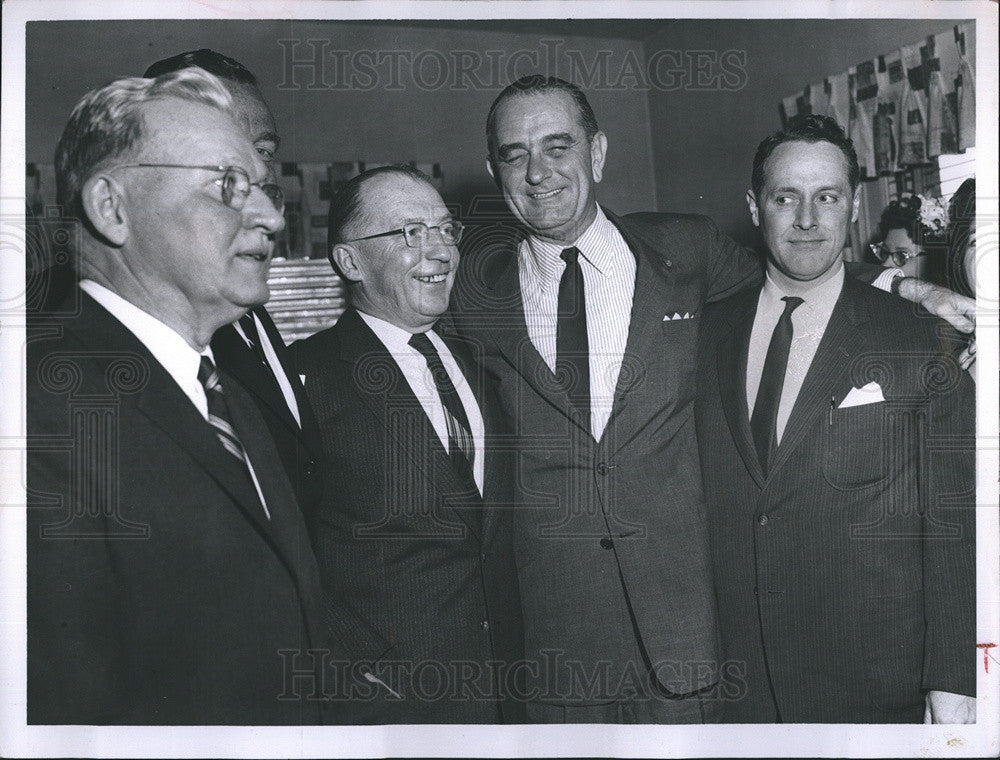 1963 Press Photo Vice Pres. Johnson and former Pres.Treman  with local Democrats - Historic Images